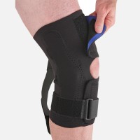 https://syzmed.com/wp-content/uploads/2019/03/ossur-neoprene-wrap-around-hinged-knee-support2.jpg